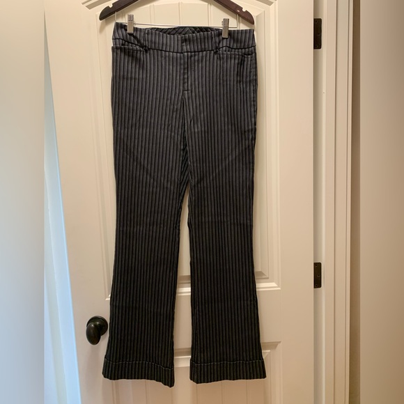 Le Chateau Women’s Dress Pants - Picture 1 of 4
